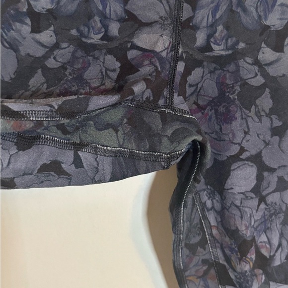 Lululemon Align Leggings 25” Floral Embossed Purple Nulu Size 4 - Picture 3 of 12
